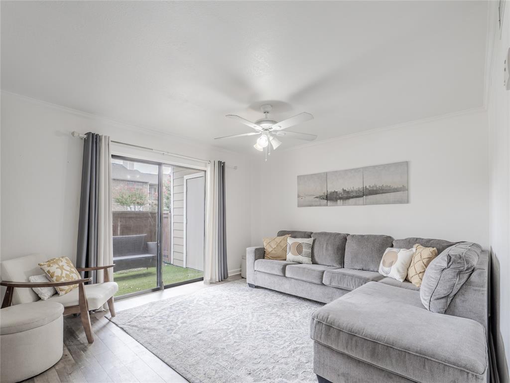 Parkway Lane Ph I - Residential Lease