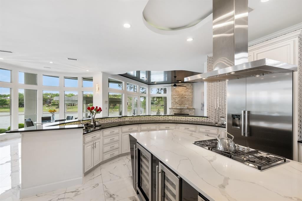 656 Timbercrest Circle