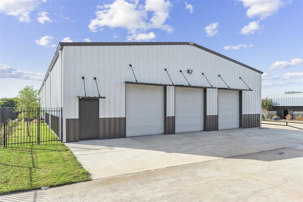 Toler Bus Park 02 - Commercial Sale