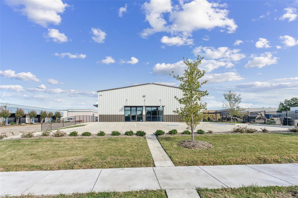 Toler Bus Park 02 - Commercial Sale