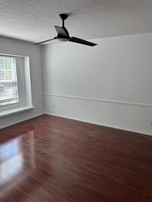 800 Spicewood Court
