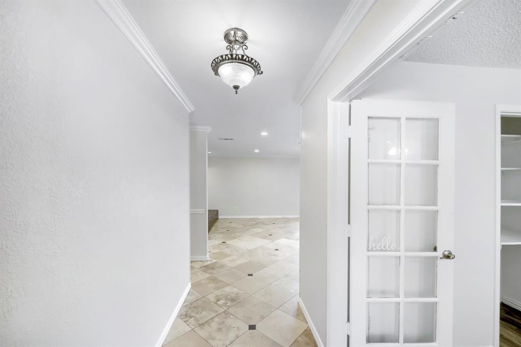 917 Stratford Drive