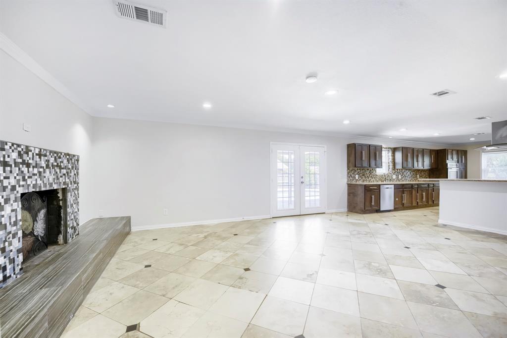 917 Stratford Drive