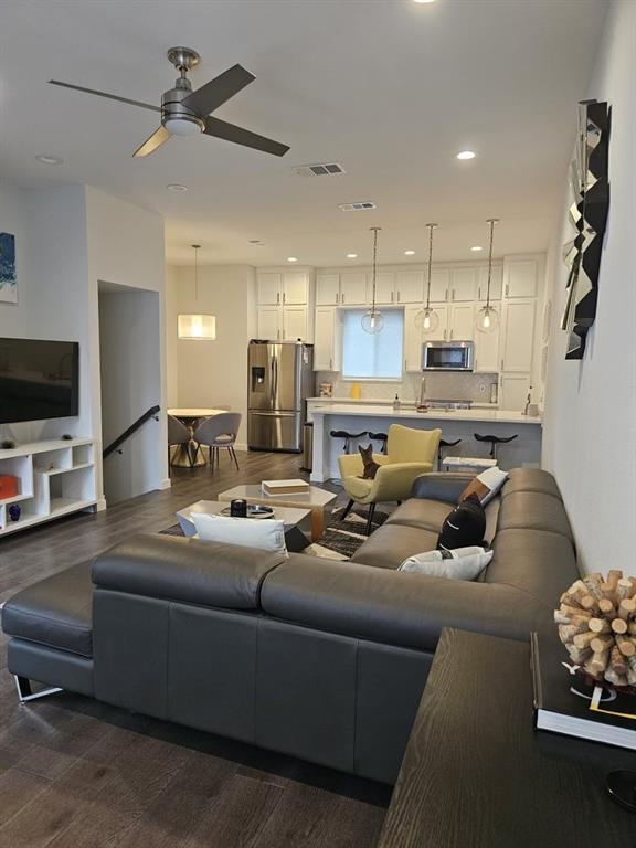 Hudson Street Condos - Residential Lease