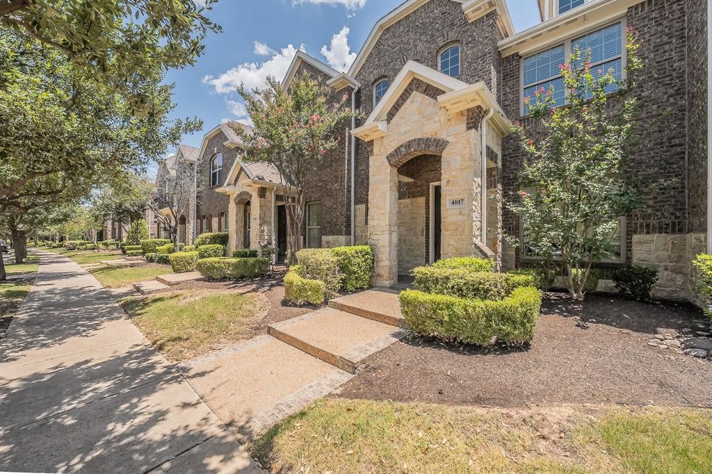 4017 Cascade Sky Drive