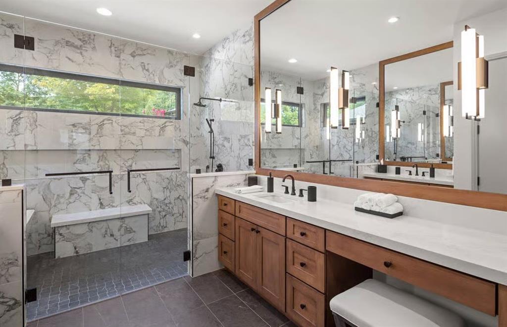 1040 Cedar Hill Drive