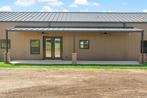 A home in Waxahachie