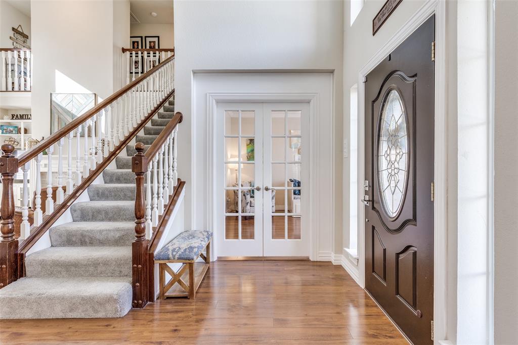 8678 Glen Hollow Drive