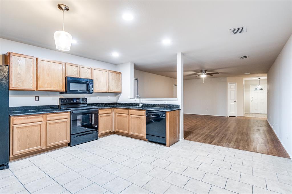 Harriet Creek Ranch Ph-V - Residential Lease