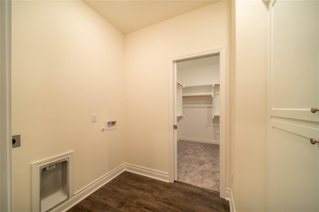 Ellis Place - Residential Lease