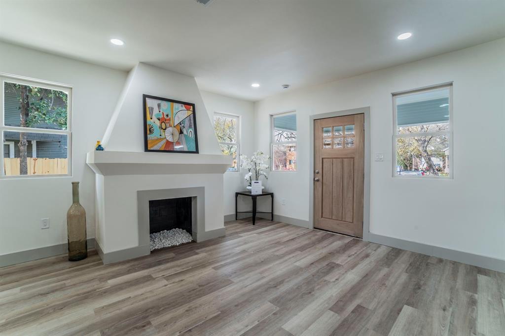 Junius Heights - Residential