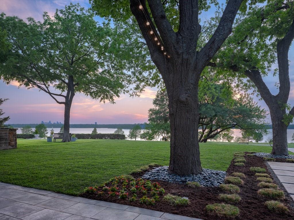 9210 W Lake Highlands Drive