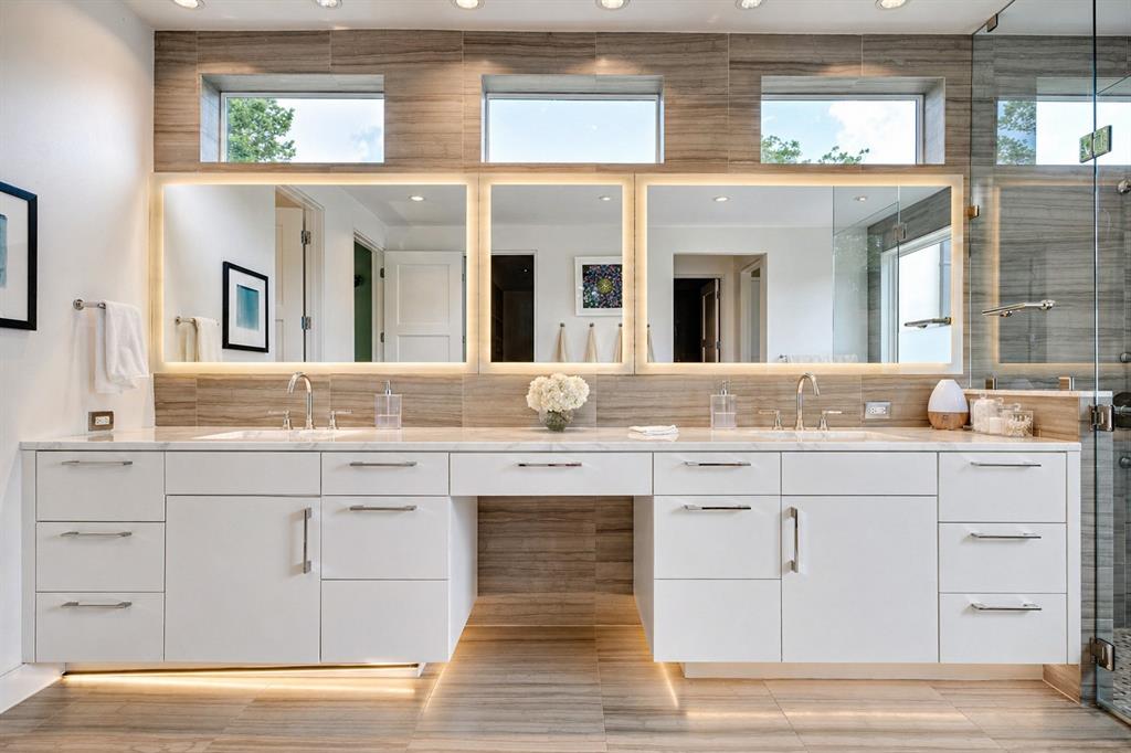 Lake Hlnds Add - Residential