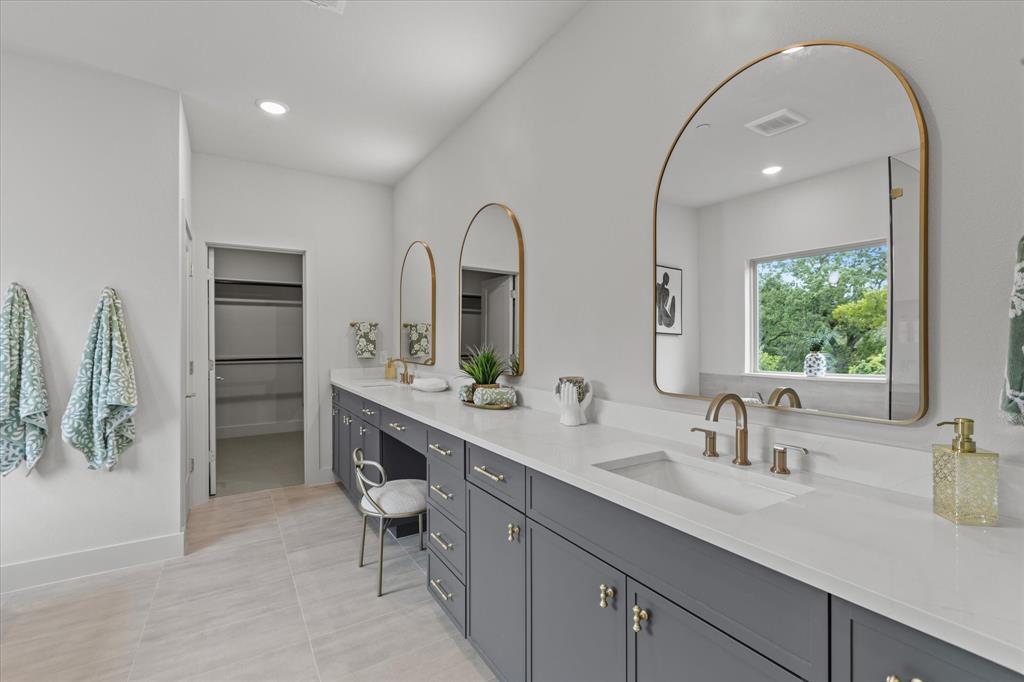 Lewisville Waters Edge II Condominium - Residential