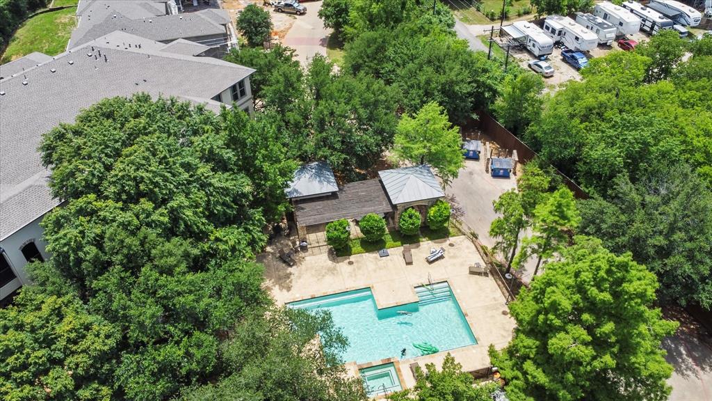 Lewisville Waters Edge II Condominium - Residential