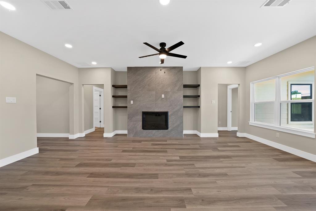 Garza Lake Estates - Residential