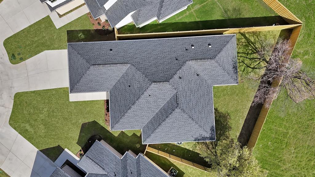 Garza Lake Estates - Residential