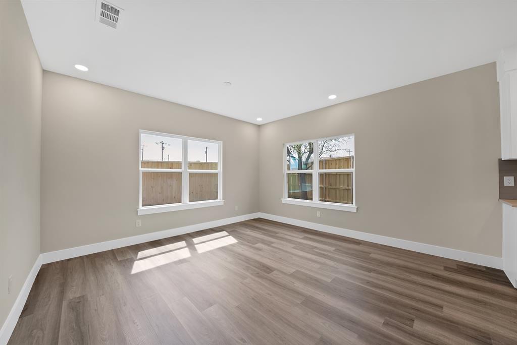 Garza Lake Estates - Residential