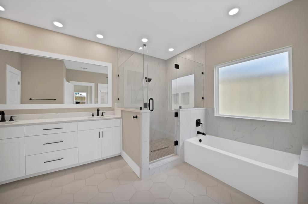 Garza Lake Estates - Residential