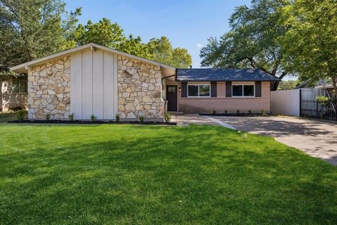 Photo of 4639 Baystone Drive, Dallas, TX 75211 (MLS # 21331572)