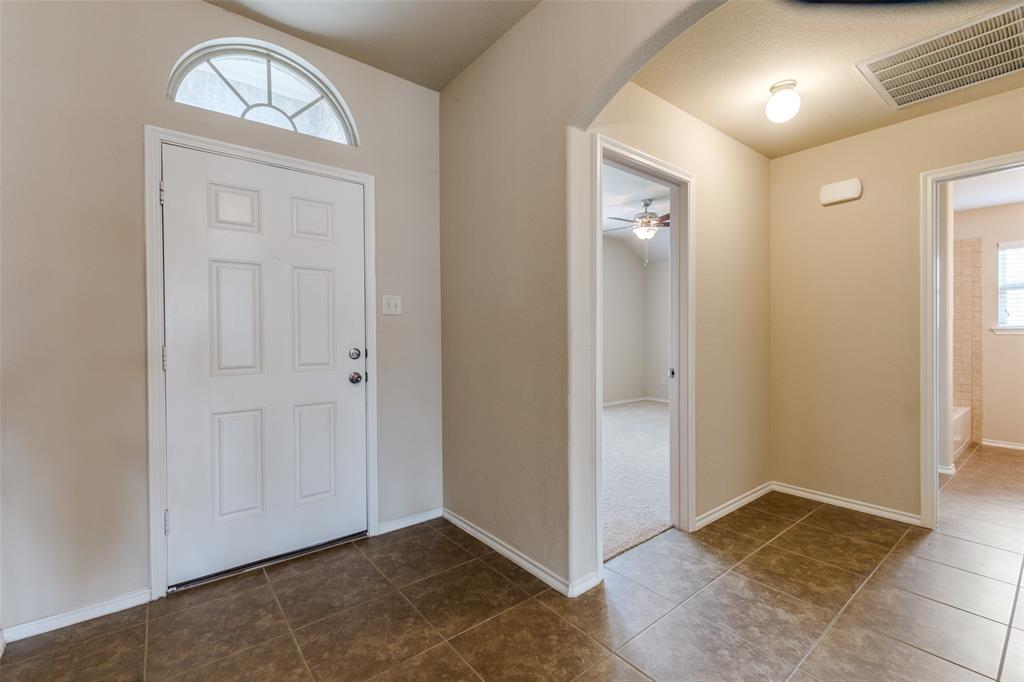 905 Ridge Drive