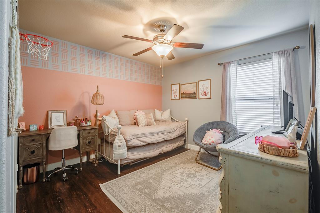 Burleson, Texas 76028, United States, 4 Bedrooms Bedrooms, ,2 BathroomsBathrooms,Residential,Pending,20770