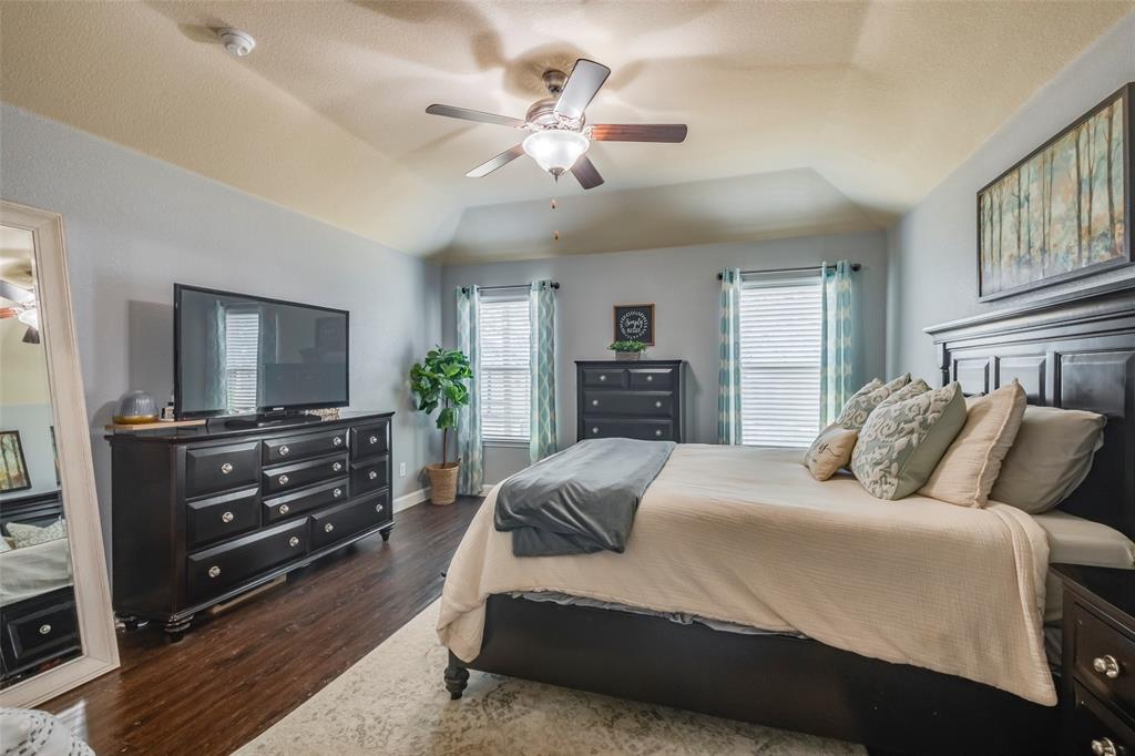 Burleson, Texas 76028, United States, 4 Bedrooms Bedrooms, ,2 BathroomsBathrooms,Residential,Pending,20770