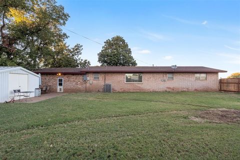 A home in Munday