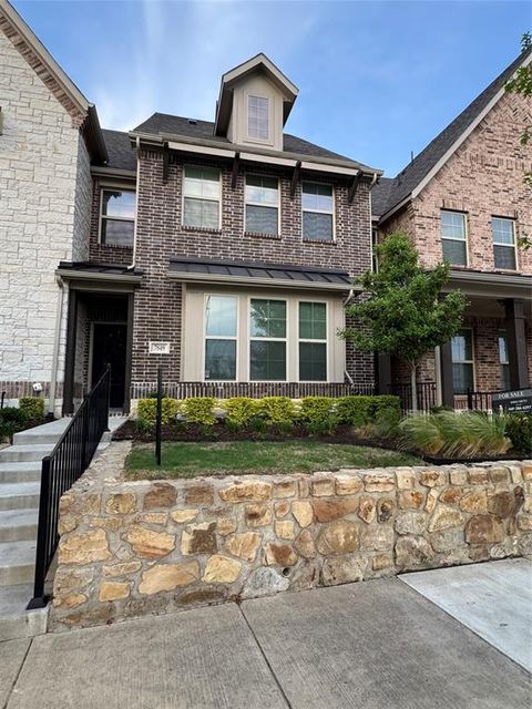 Photo of 7849 Sunset Boulevard, Rowlett, TX 75088 (MLS # 21238444)