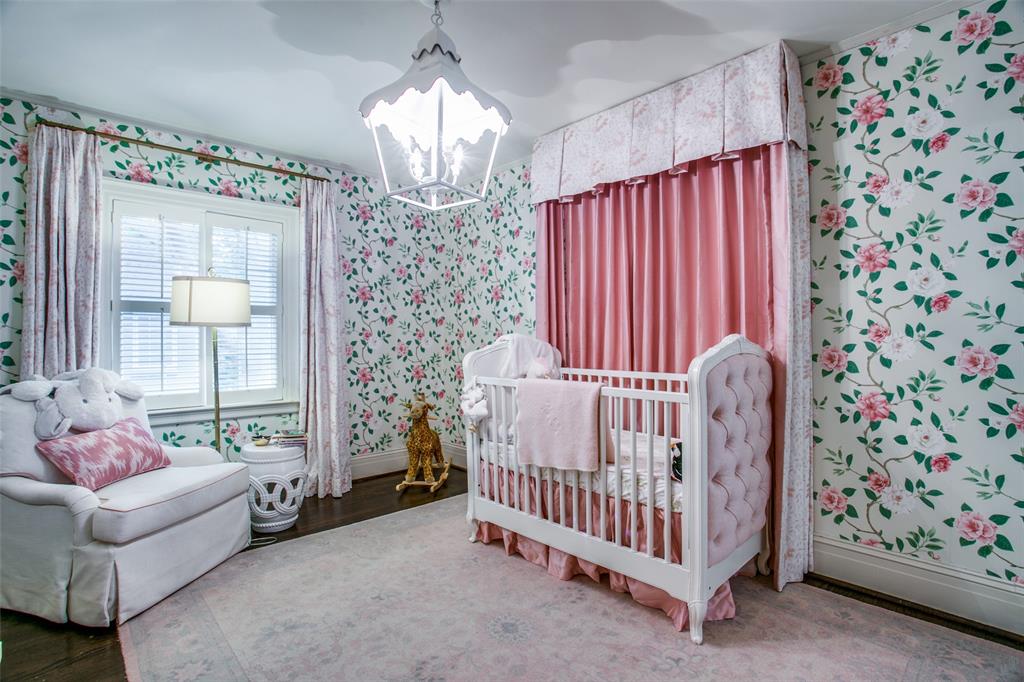 Highland Park West 04 Instl - Residential