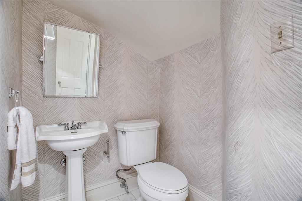 Highland Park West 04 Instl - Residential