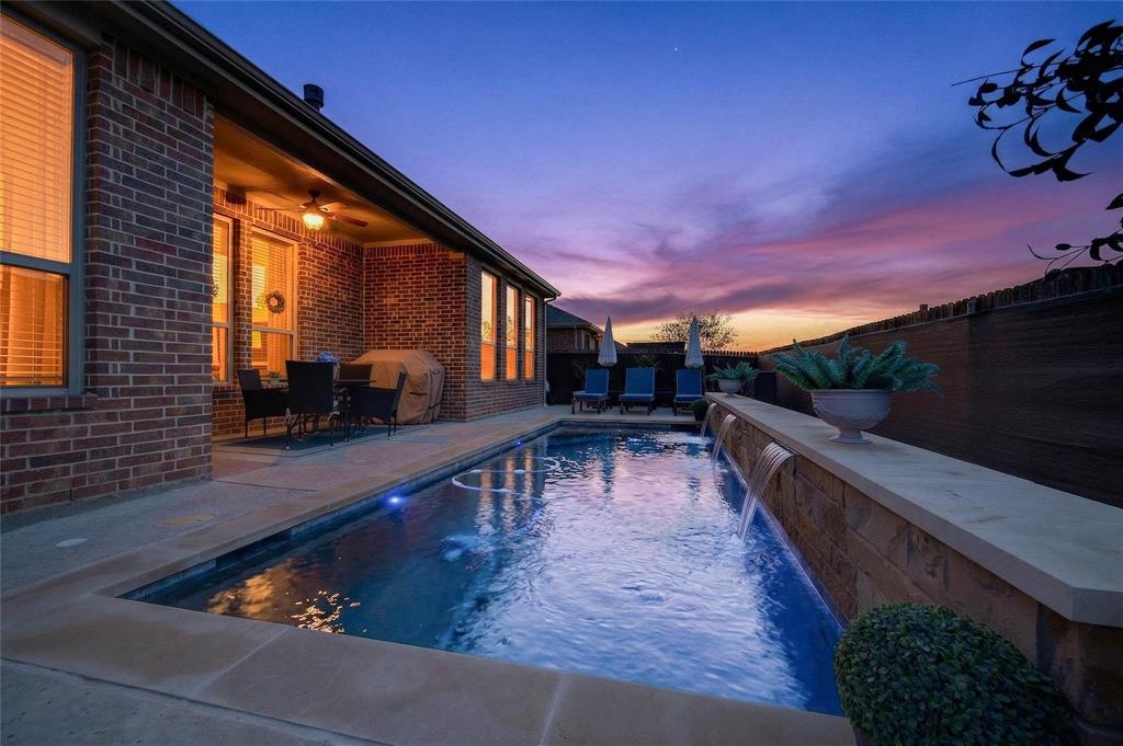 9300 Silver Dollar Drive