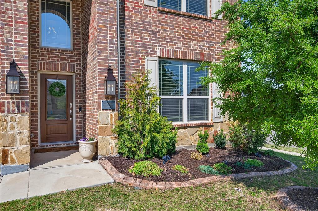 9300 Silver Dollar Drive