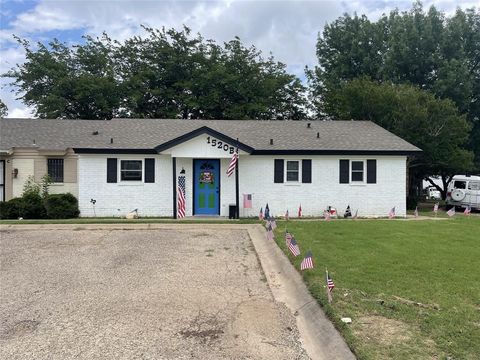 1520 Crestridge Drive B Cleburne TX 76033