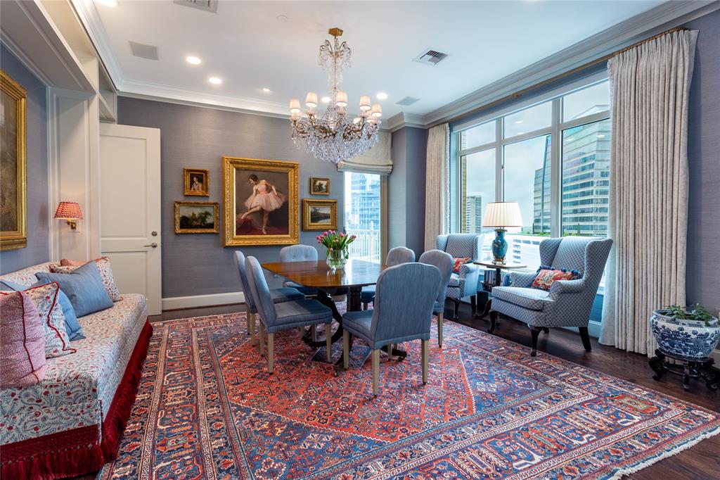 Ritz-Carlton Residences 1 - Residential