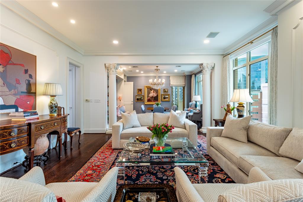 Ritz-Carlton Residences 1 - Residential
