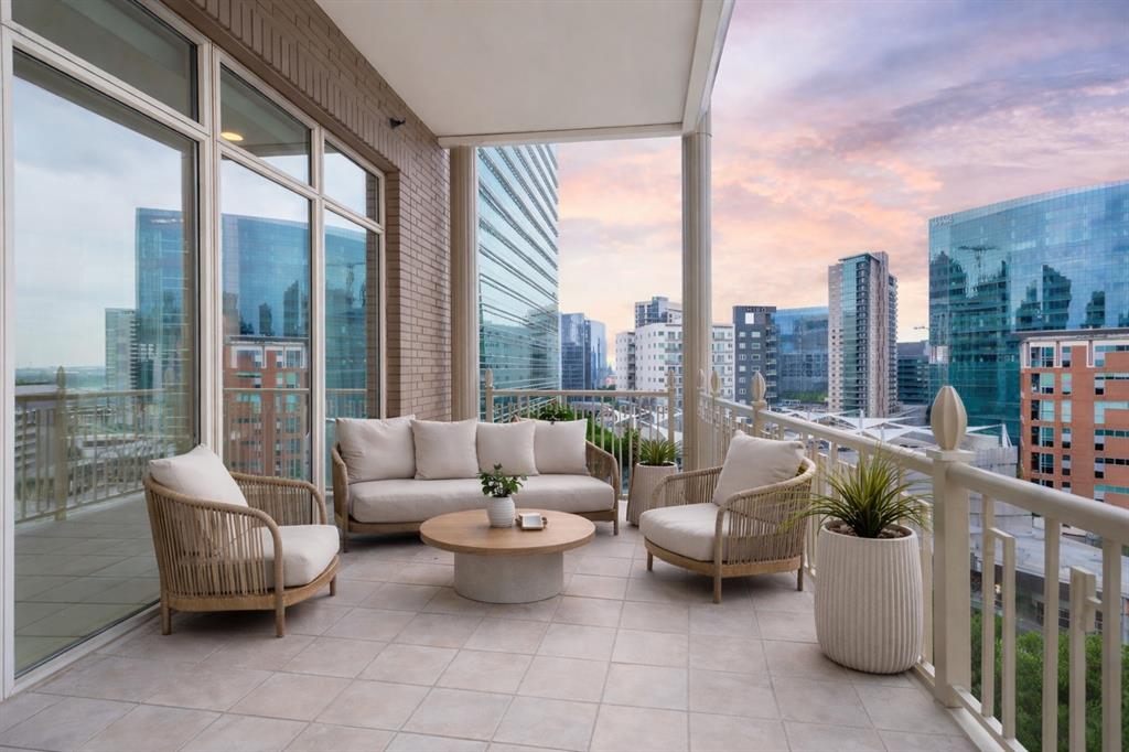 Ritz-Carlton Residences 1 - Residential