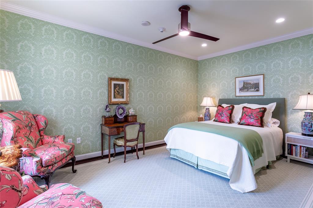 Ritz-Carlton Residences 1 - Residential