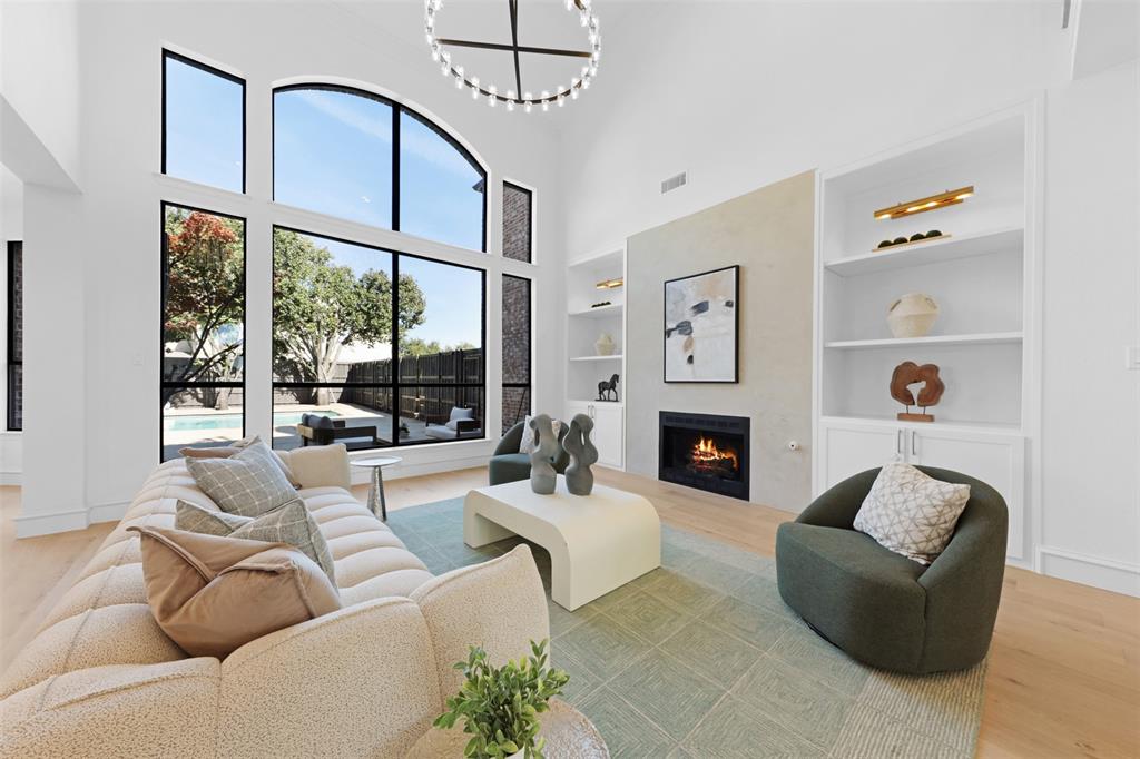 5020 Loma Alta Drive