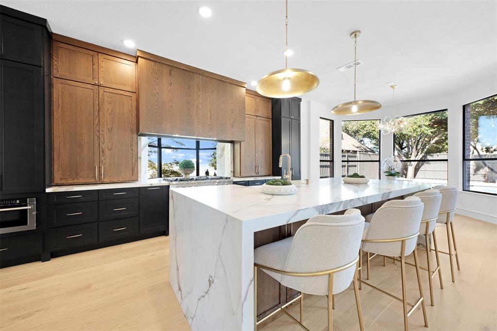 5020 Loma Alta Drive