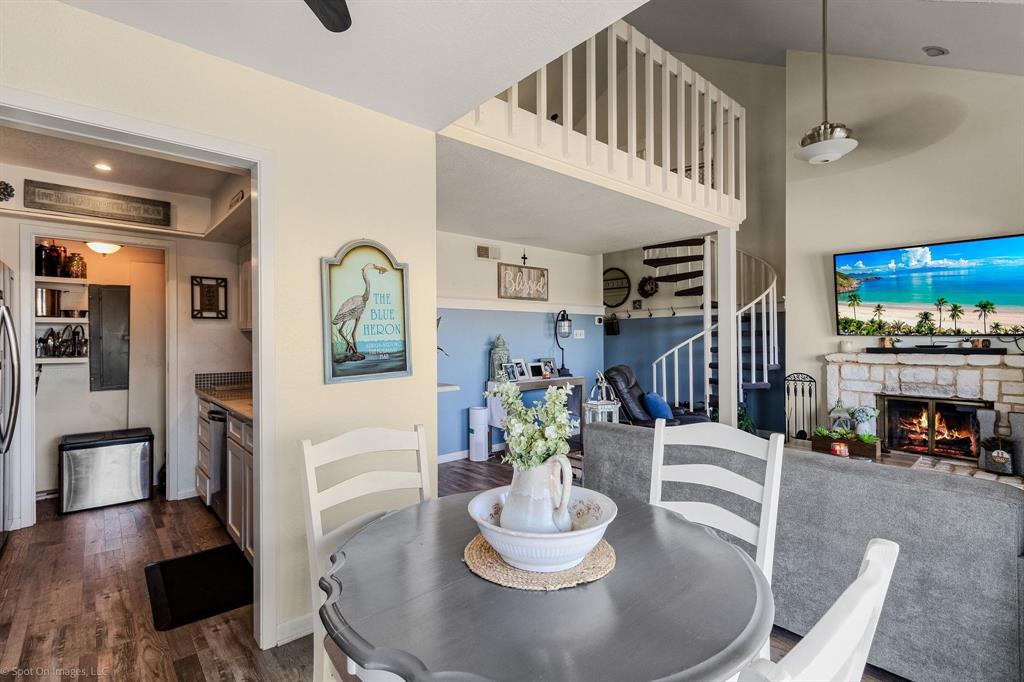 Signal Ridge #2a & 2b - Residential Lease