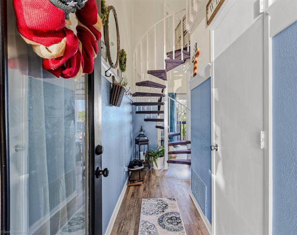 Signal Ridge #2a & 2b - Residential Lease