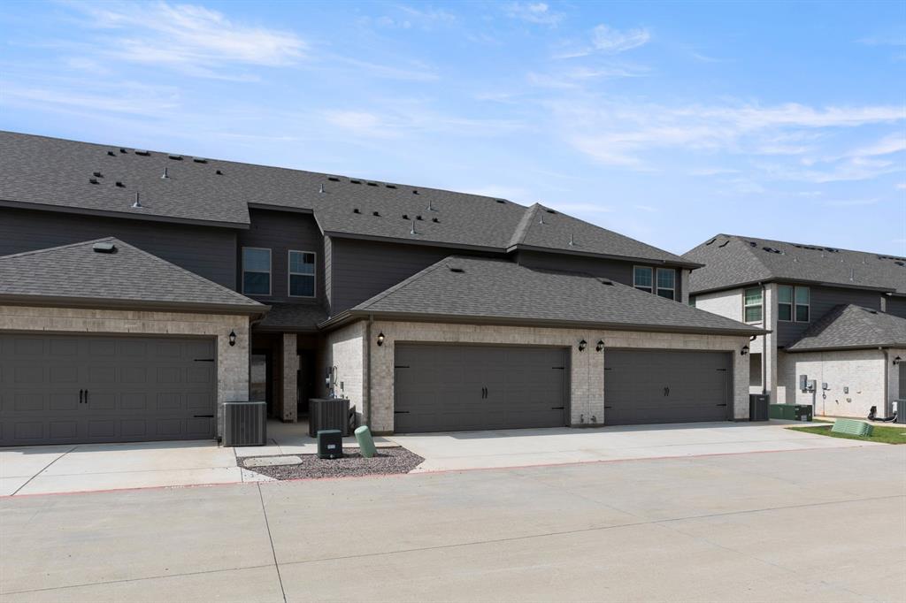 Sanger Circle - Residential