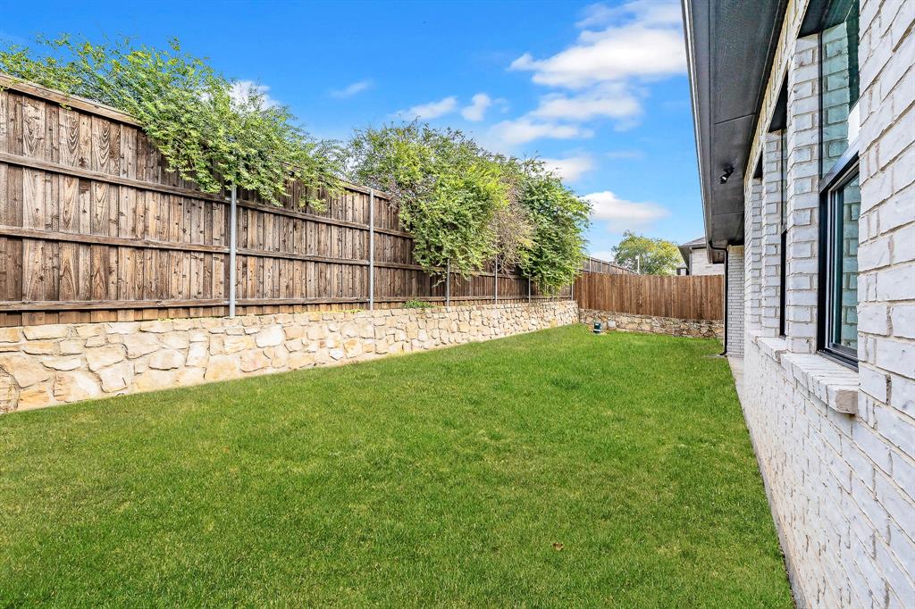 6421 ST GEORGE Court