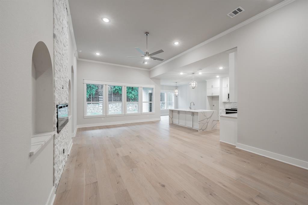 6421 ST GEORGE Court