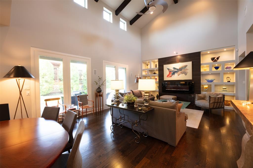 Highland Oaks Highland Villag - Residential