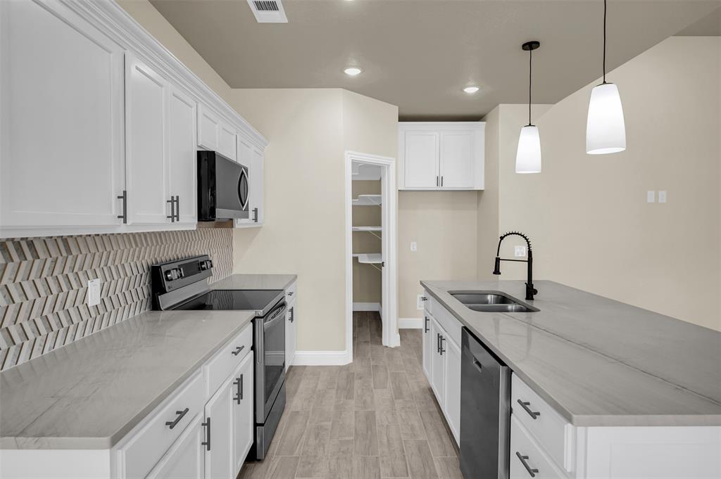 Runaway Bay - Residential