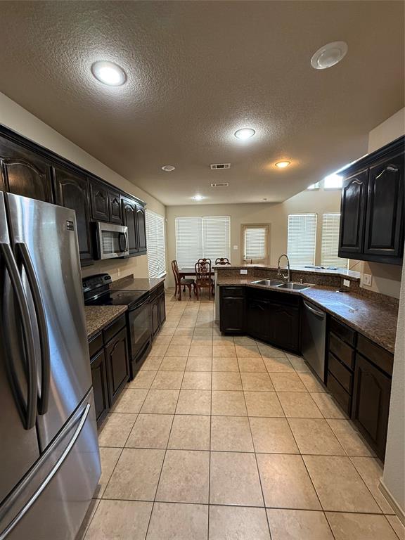 Clark Ridge 02 - Residential