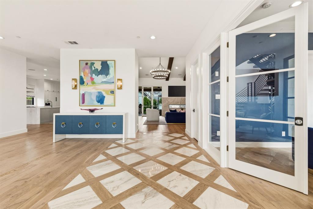 6707 Pemberton Drive