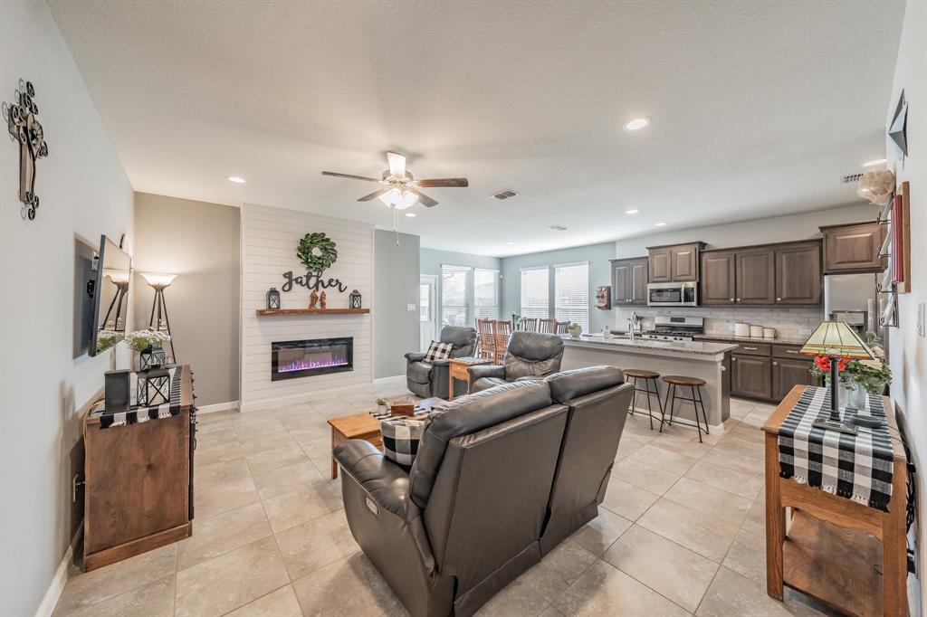 HARBOR PARC - Residential